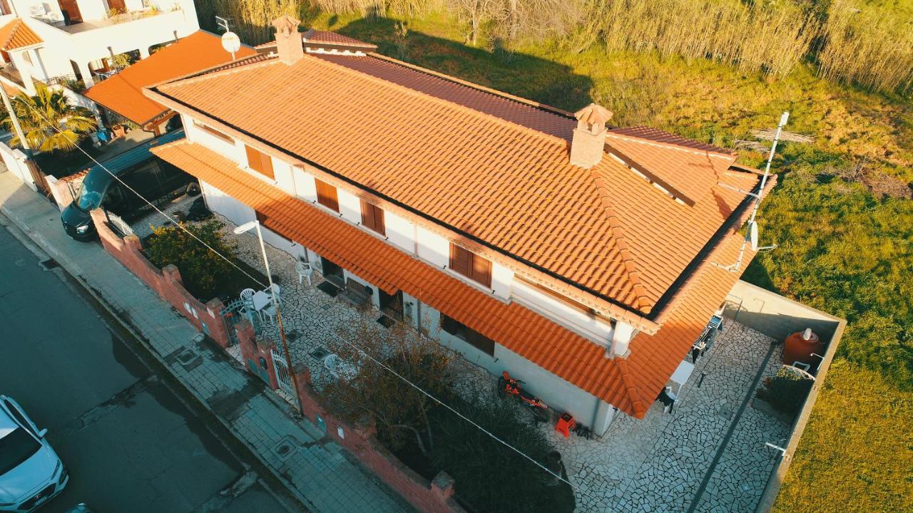 Anaelehouserooms Ltb Arborea Exterior foto
